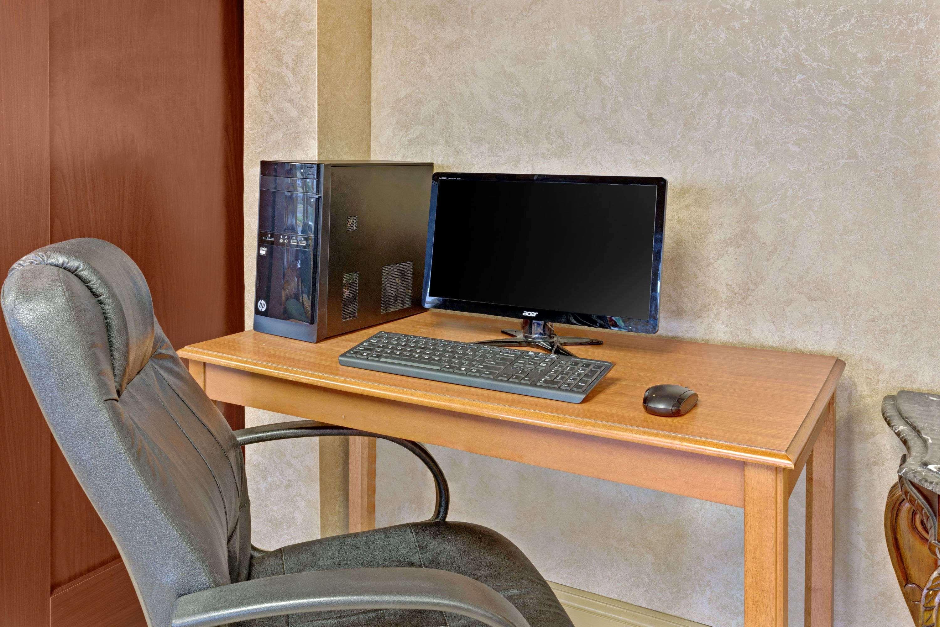 Ramada By Wyndham Baltimore West Luaran gambar