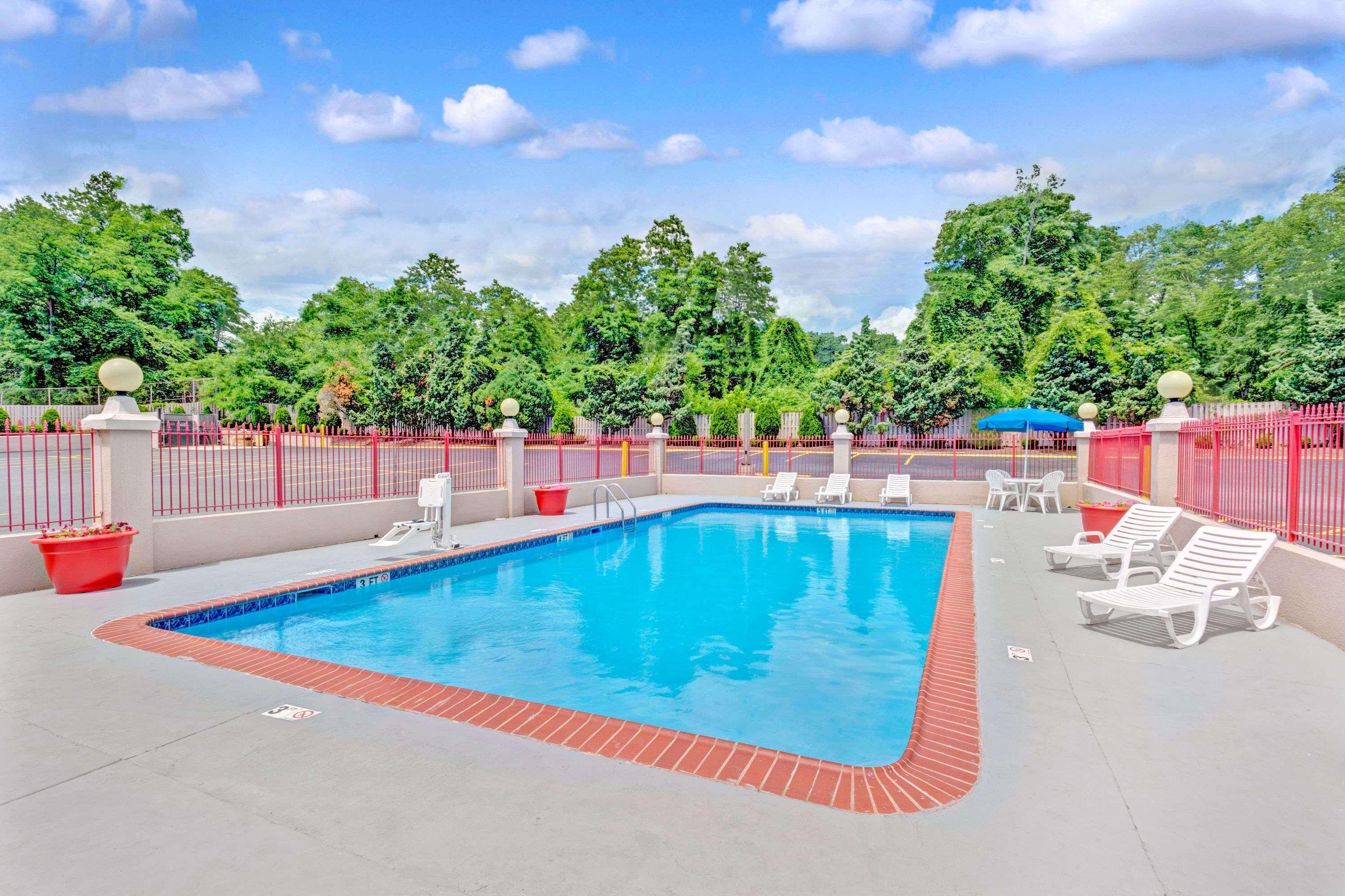 Ramada By Wyndham Baltimore West Luaran gambar