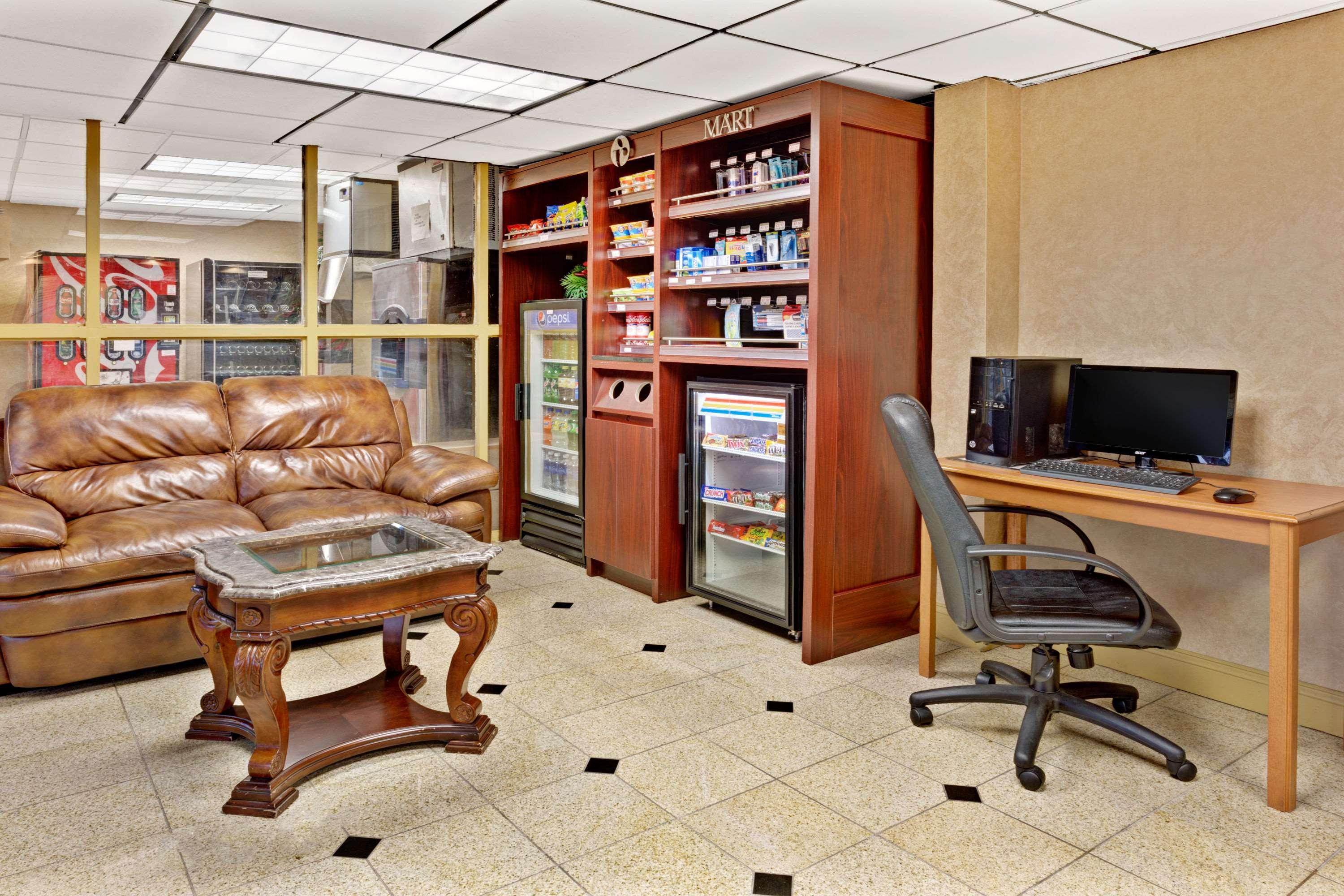 Ramada By Wyndham Baltimore West Luaran gambar